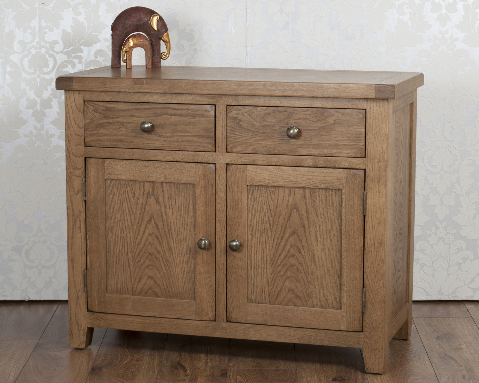 Solid Oak 2 Door 2 Drawer Sideboard / Cupboard in